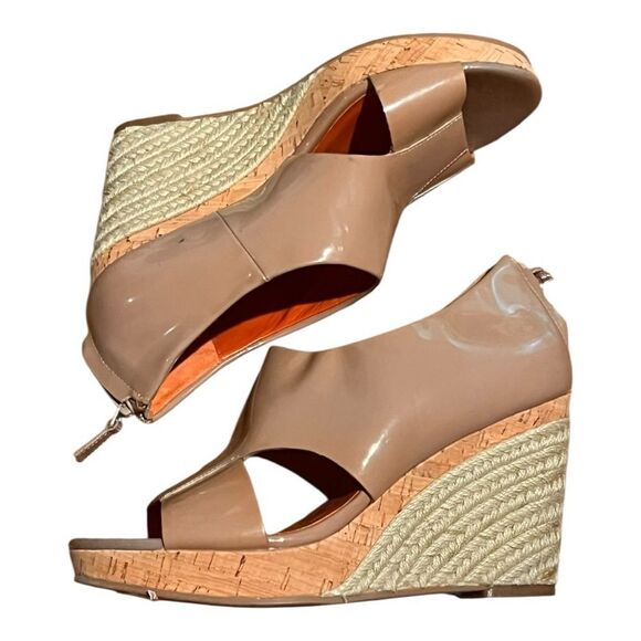 Cole Haan NWT Tan Peep-Toe Wedges size 6.5 - Picture 2 of 7